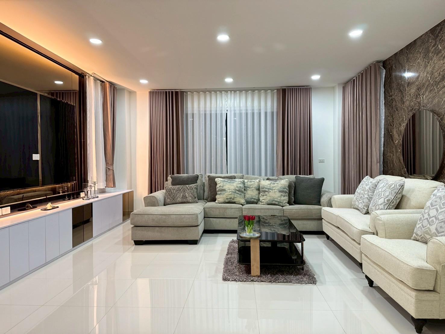 Lounge area